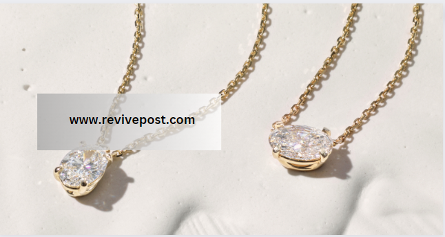 How to Choose the Right Diamond Pendant Necklace in Yellow Gold
